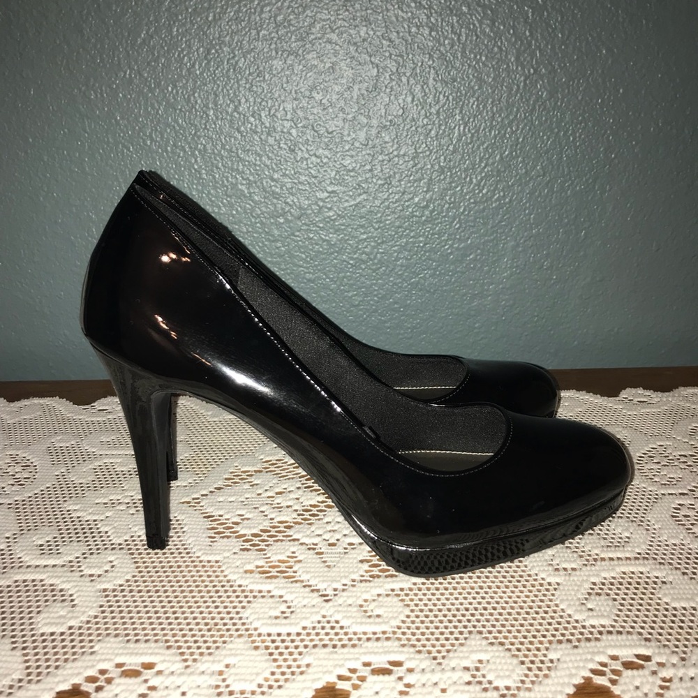 Black Patent platform Heels